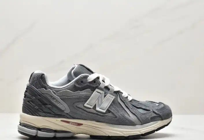 hype New Balance Sneakers