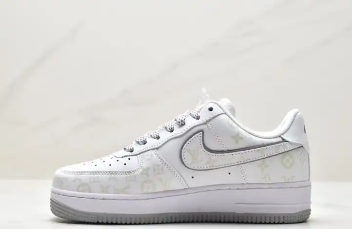 hype Nike Air Force 1