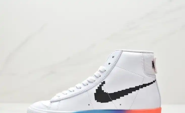 hype Nike Sneakers