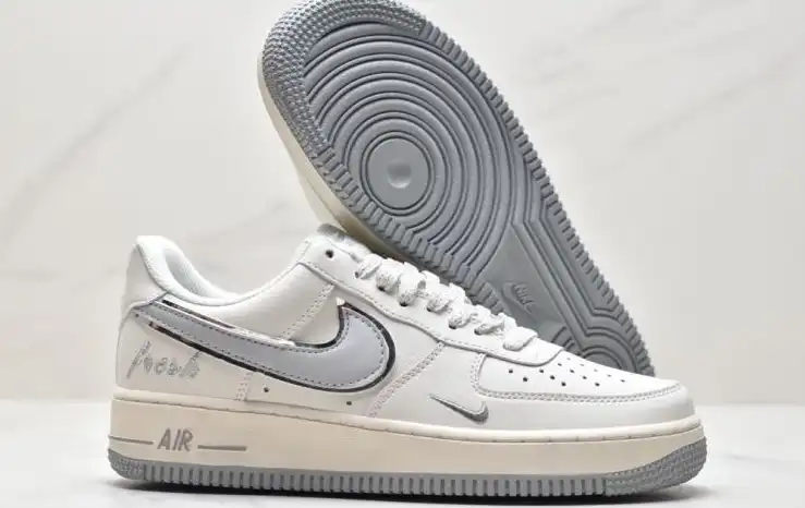 hype Nike Air Force 1