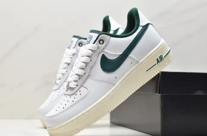 hype Nike Air Force 1