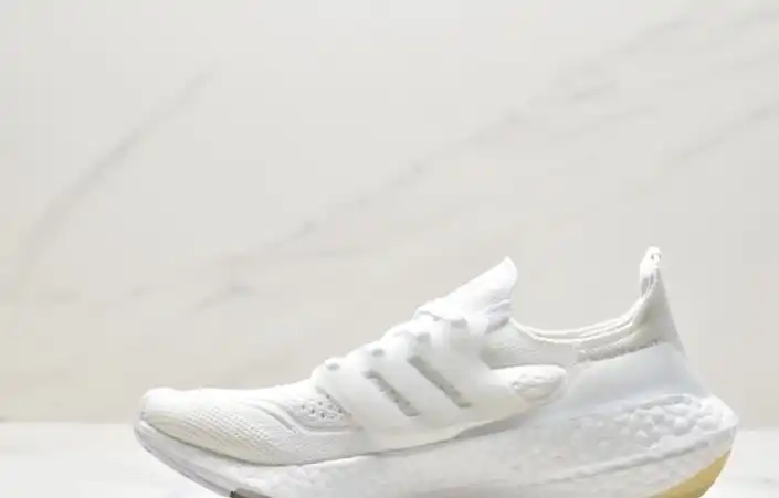 hype Adidas Sneakers