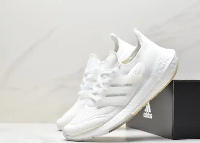 hype Adidas Sneakers