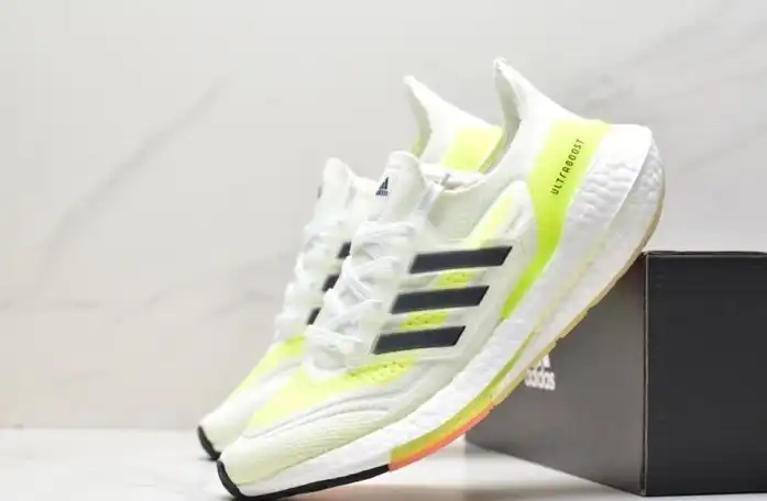 hype Adidas Sneakers