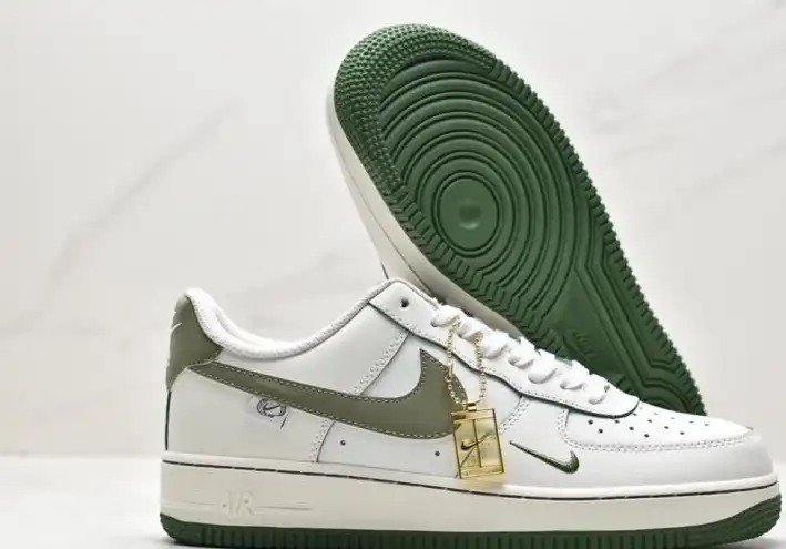 hype Nike Air Force 1