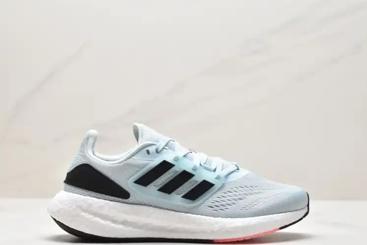 hype Adidas Sneakers