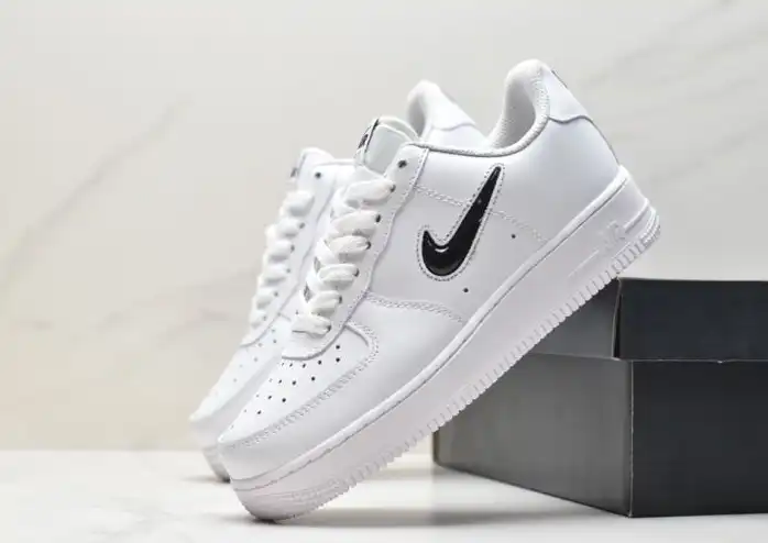 hype Nike Air Force 1