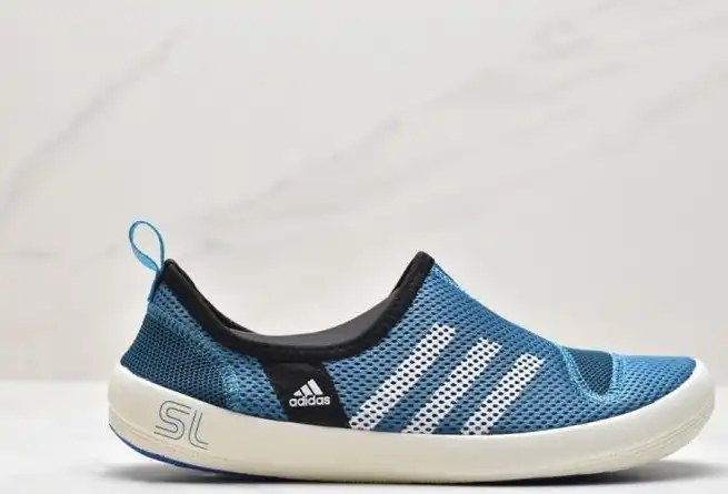 hype Adidas Sneakers