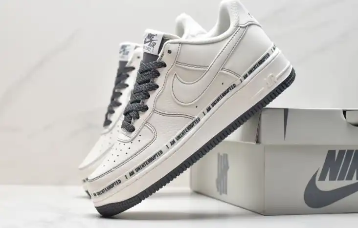 hype Nike Air Force 1