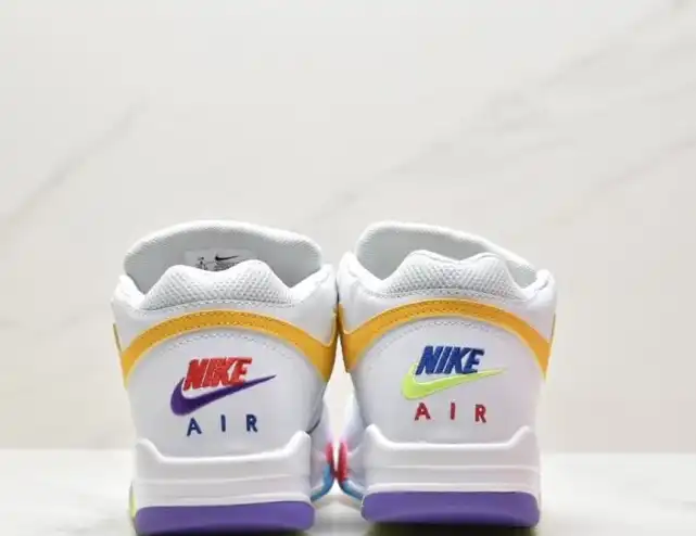 hype Nike Sneakers