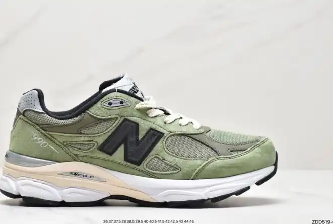 hype New Balance Sneakers