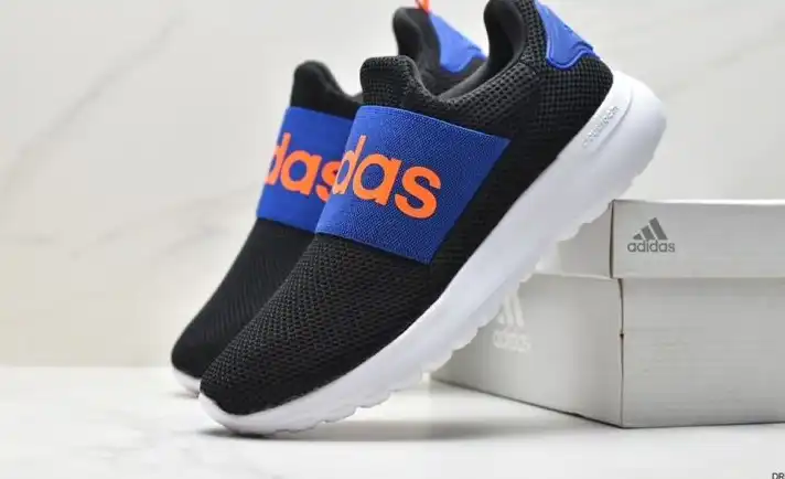 hype Adidas Sneakers