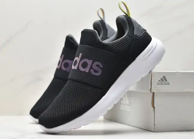 hype Adidas Sneakers