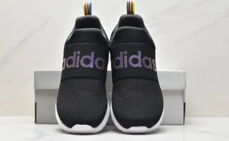 hype Adidas Sneakers