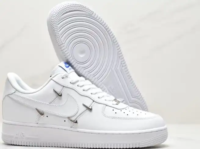 hype Nike Air Force 1