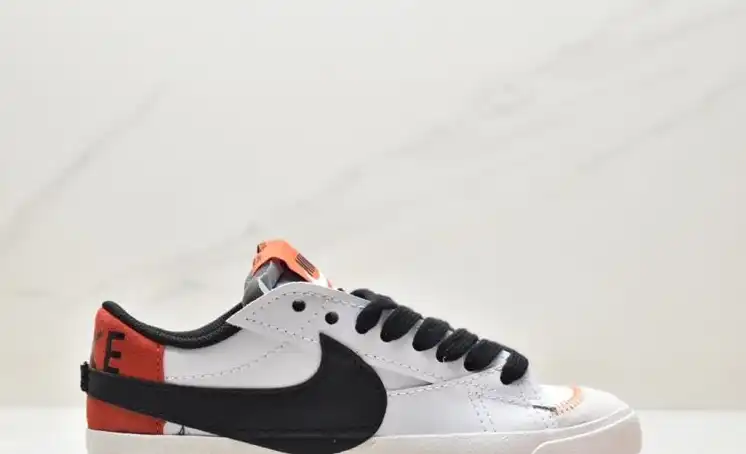 hype Nike Sneakers