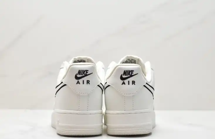 hype Nike Air Force 1