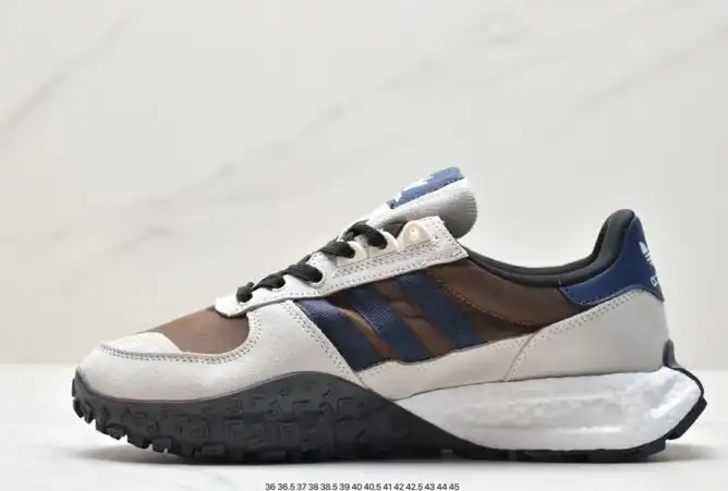 hype Adidas Sneakers