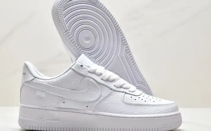 hype Nike Air Force 1