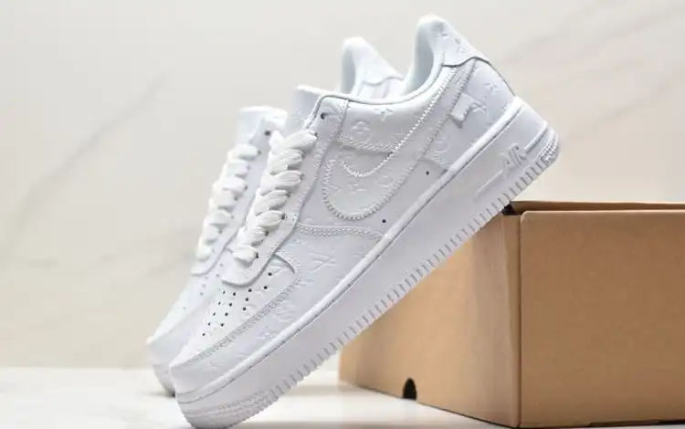 hype Nike Air Force 1