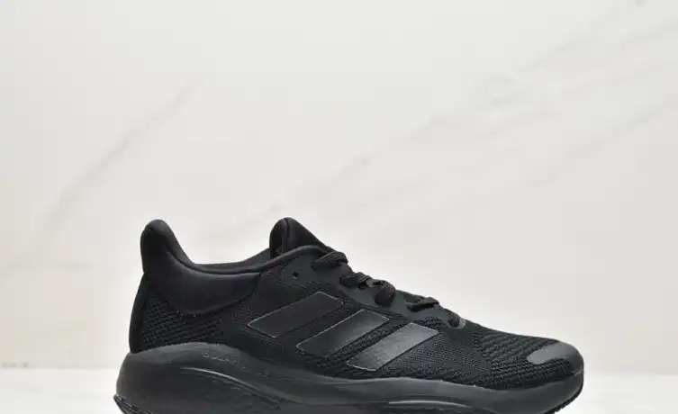 hype Adidas Sneakers