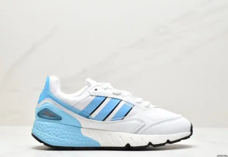 hype Adidas Sneakers