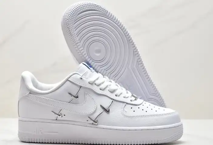 hype Nike Air Force 1