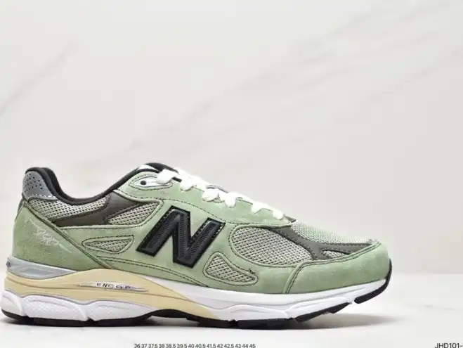 hype New Balance Sneakers