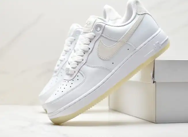 hype Nike Air Force 1