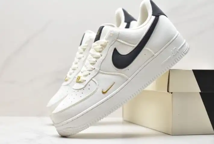 hype Nike Air Force 1