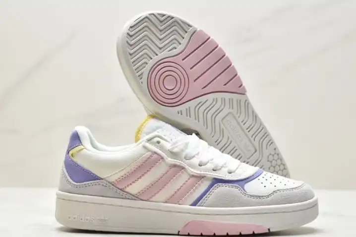 hype Adidas Sneakers