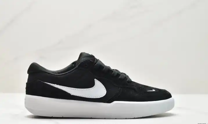 hype Nike Sneakers