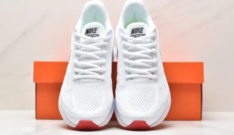 hype Nike Sneakers