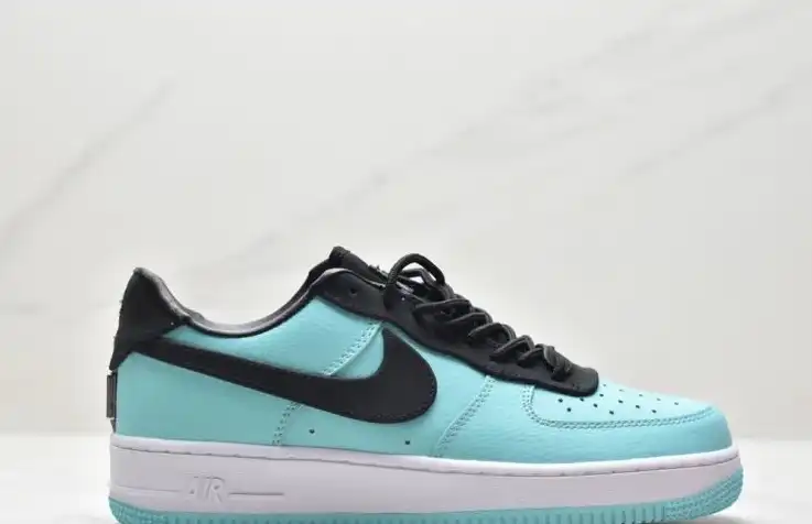 hype Nike Air Force 1