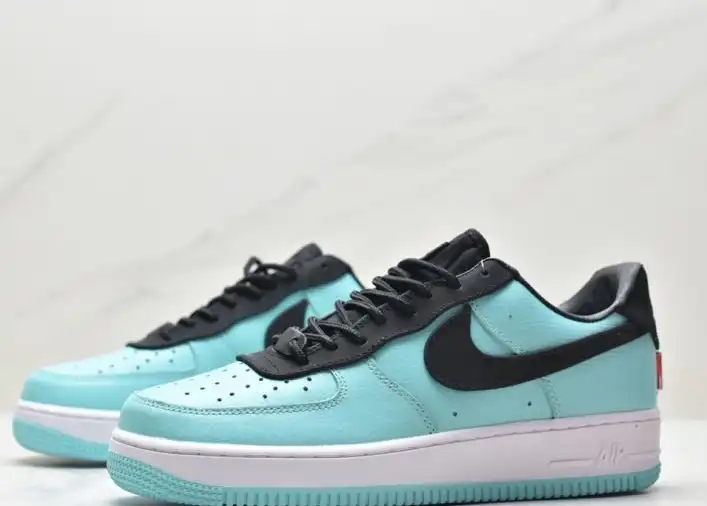 hype Nike Air Force 1