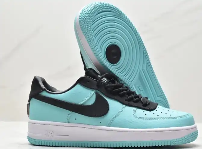 hype Nike Air Force 1