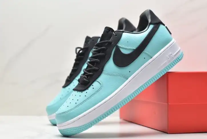 hype Nike Air Force 1