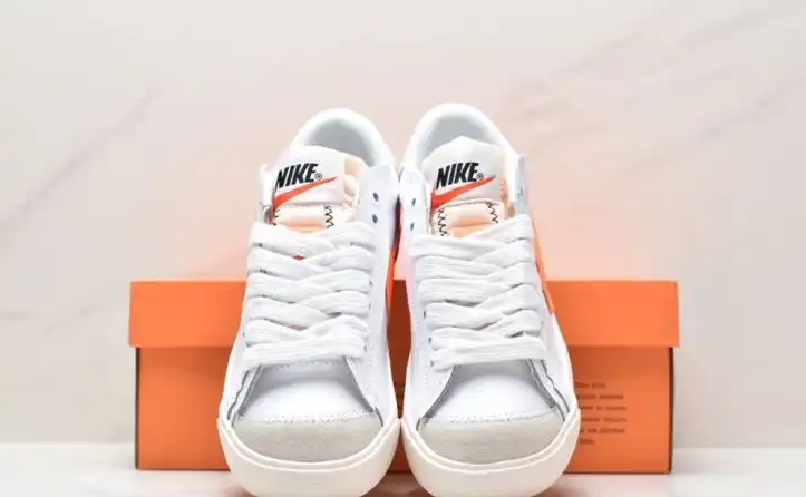 hype Nike Sneakers