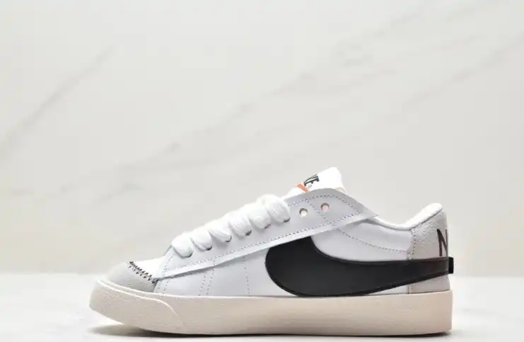 hype Nike Sneakers