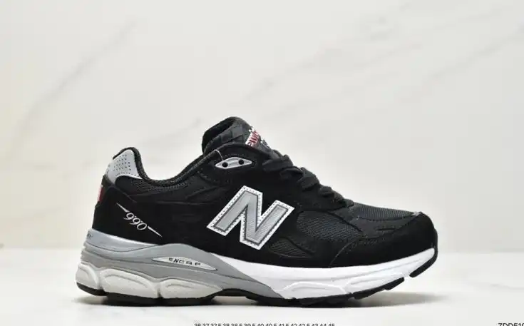 hype New Balance Sneakers