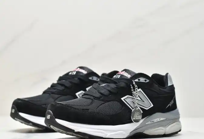 hype New Balance Sneakers