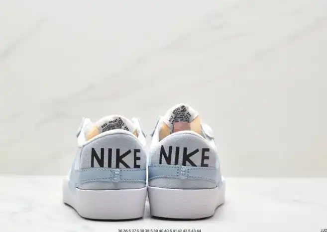 hype Nike Sneakers