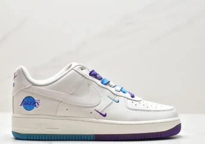 hype Nike Air Force 1