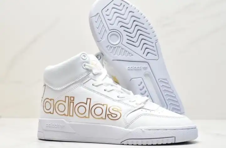 hype Adidas Sneakers