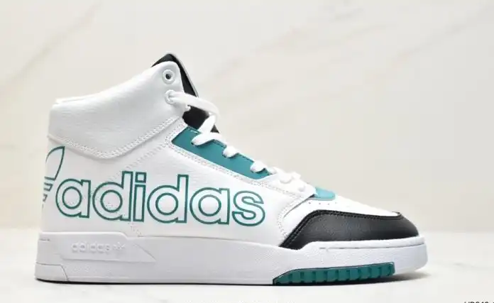 hype Adidas Sneakers