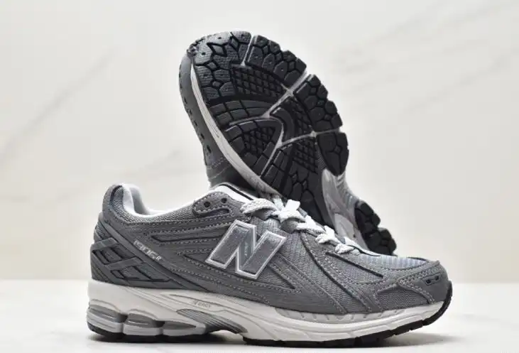 hype New Balance Sneakers