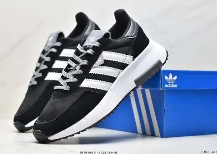 hype Adidas Sneakers