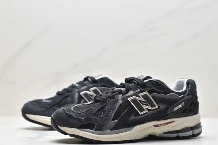 hype New Balance Sneakers