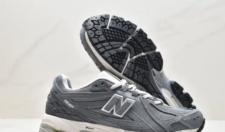 hype New Balance Sneakers