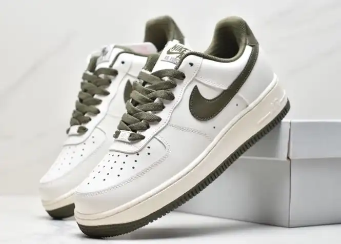 hype Nike Air Force 1